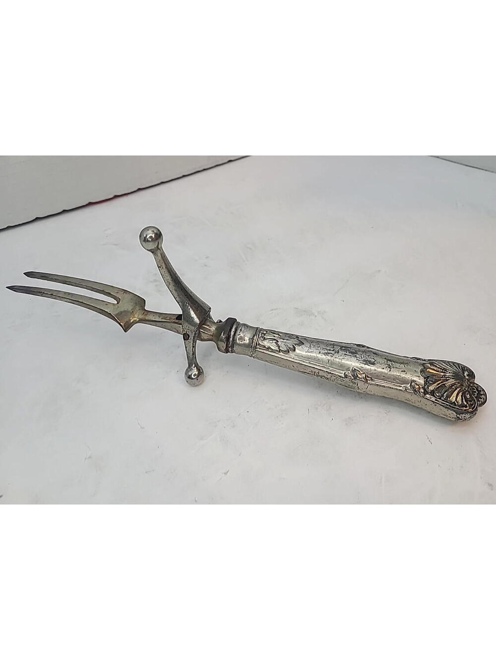 Early 20th Century Art Noveau Roast Meat Carving Fork Trident A Gigot Metal Rare
